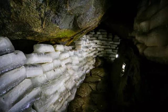 享冰洞涼爽醉天池碧波體滑道飛馳商機來了,翠華山2017古廟會招商火爆