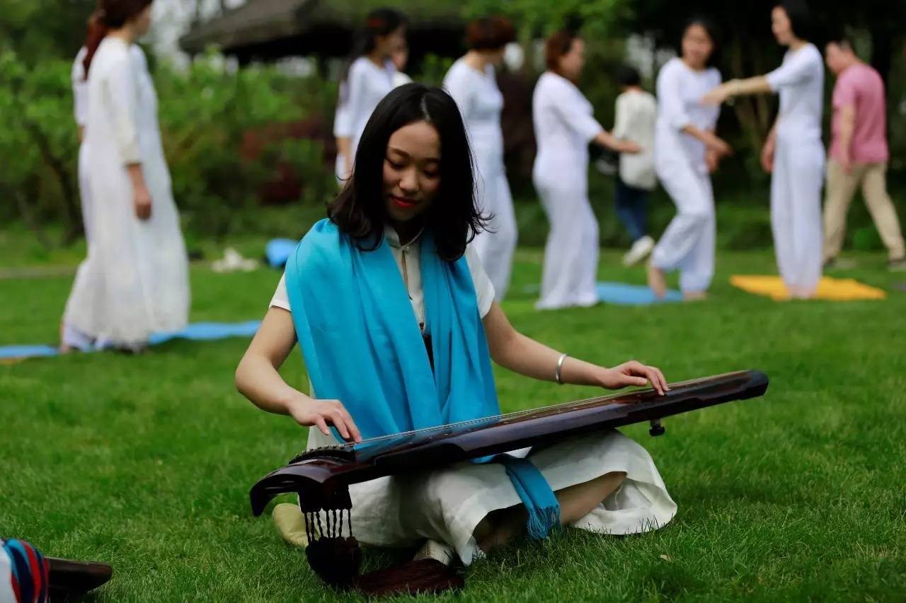 零基础古琴禅修老师带你五日学会古琴6月1620日那兰陀净如禅苑