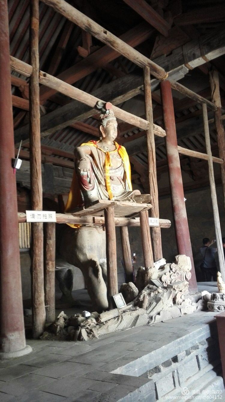 參觀的遊罷公主寺,直奔今天的第二站,位於繁峙縣東山鄉天巖村的巖山寺