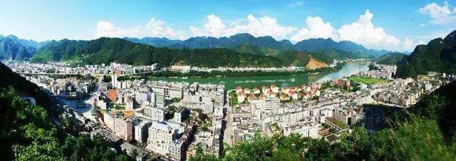 广西有个县她叫天峨县因一条河一个水电站而闻名