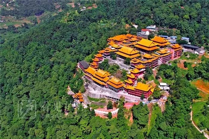 泸州方山寺庙图片