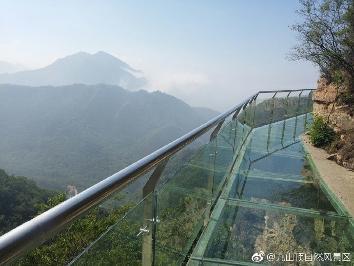 合肥巢湖玻璃栈道图片