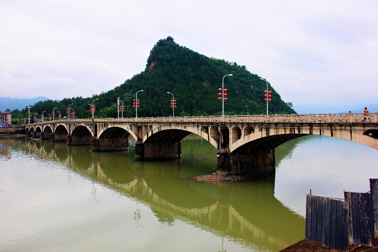 我们一起去跟独山大桥道个别吧