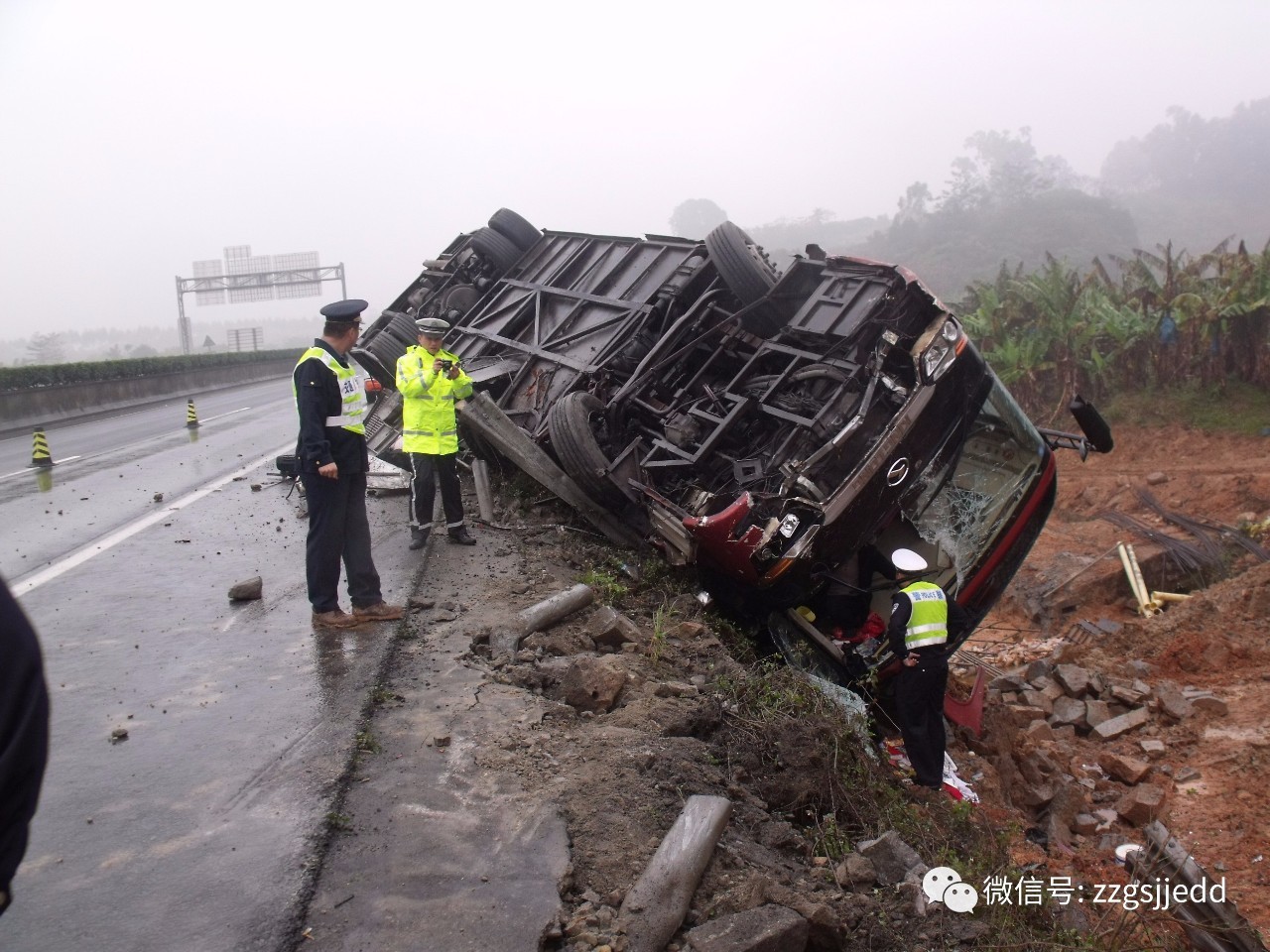 【追踪】客车高速侧翻,致1死5伤!调查结果出来了,竟存在非法营运!