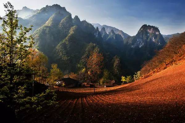 千萬別錯過雲陽龍崗的玻璃棧道景觀廊橋喜歡重慶的山山水水,可以去小