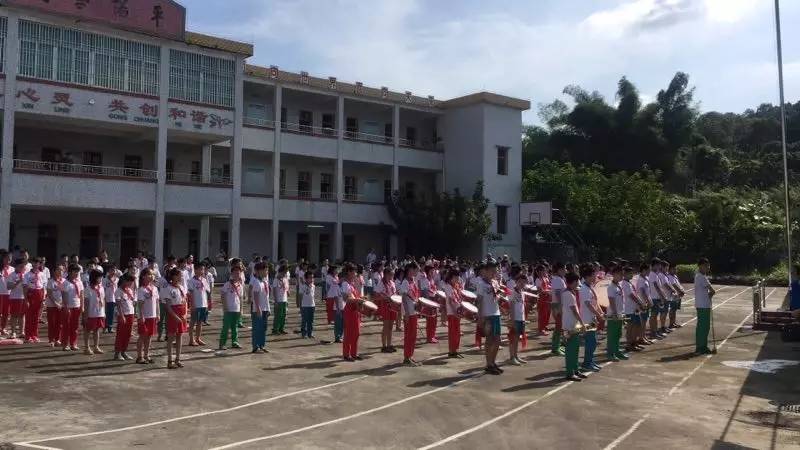 顶天立地平阳巫姓氏纪录片拍摄第10站广东丰顺平阳小学