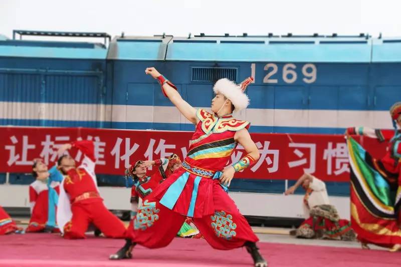 铁路文工团舞蹈演员图片