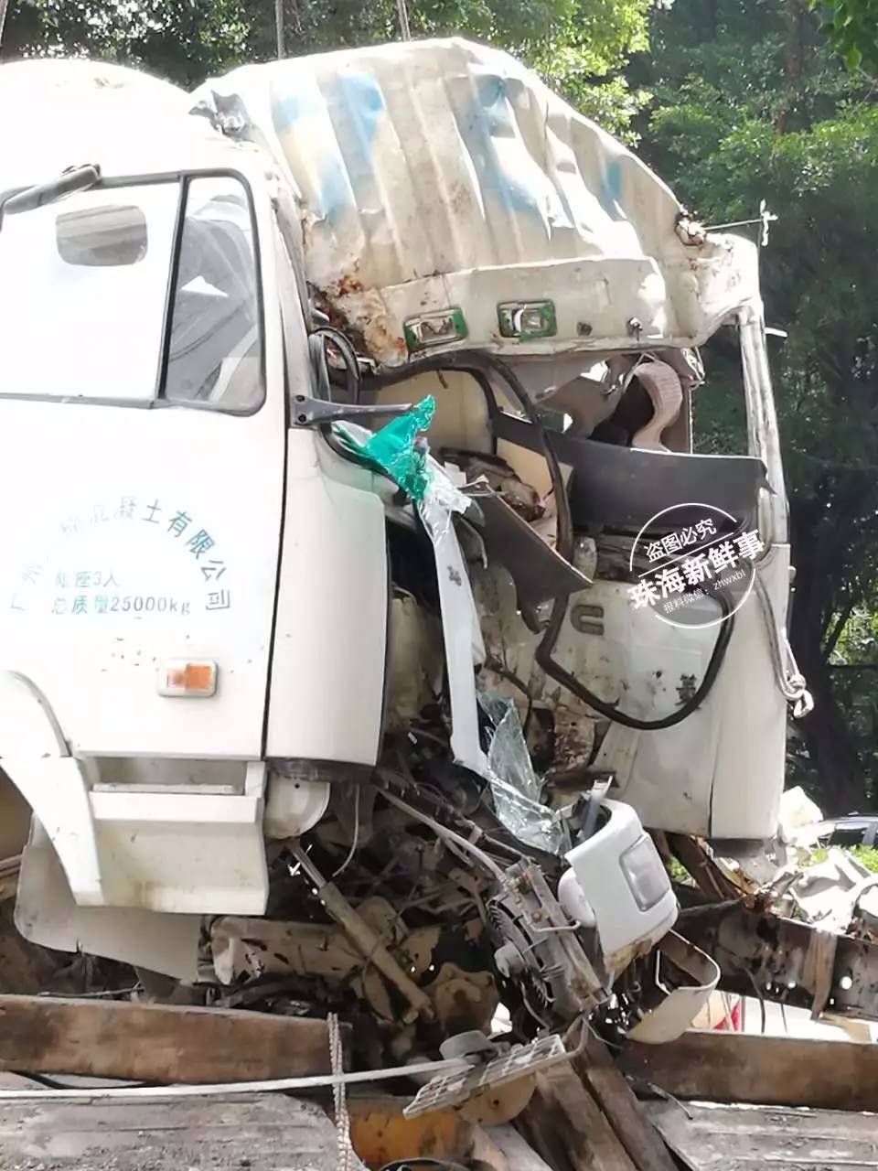 广东珠海昨天最新车祸图片