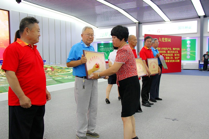 齐聚一堂为党献礼于家务乡永远的丰碑庆祝活动真精彩