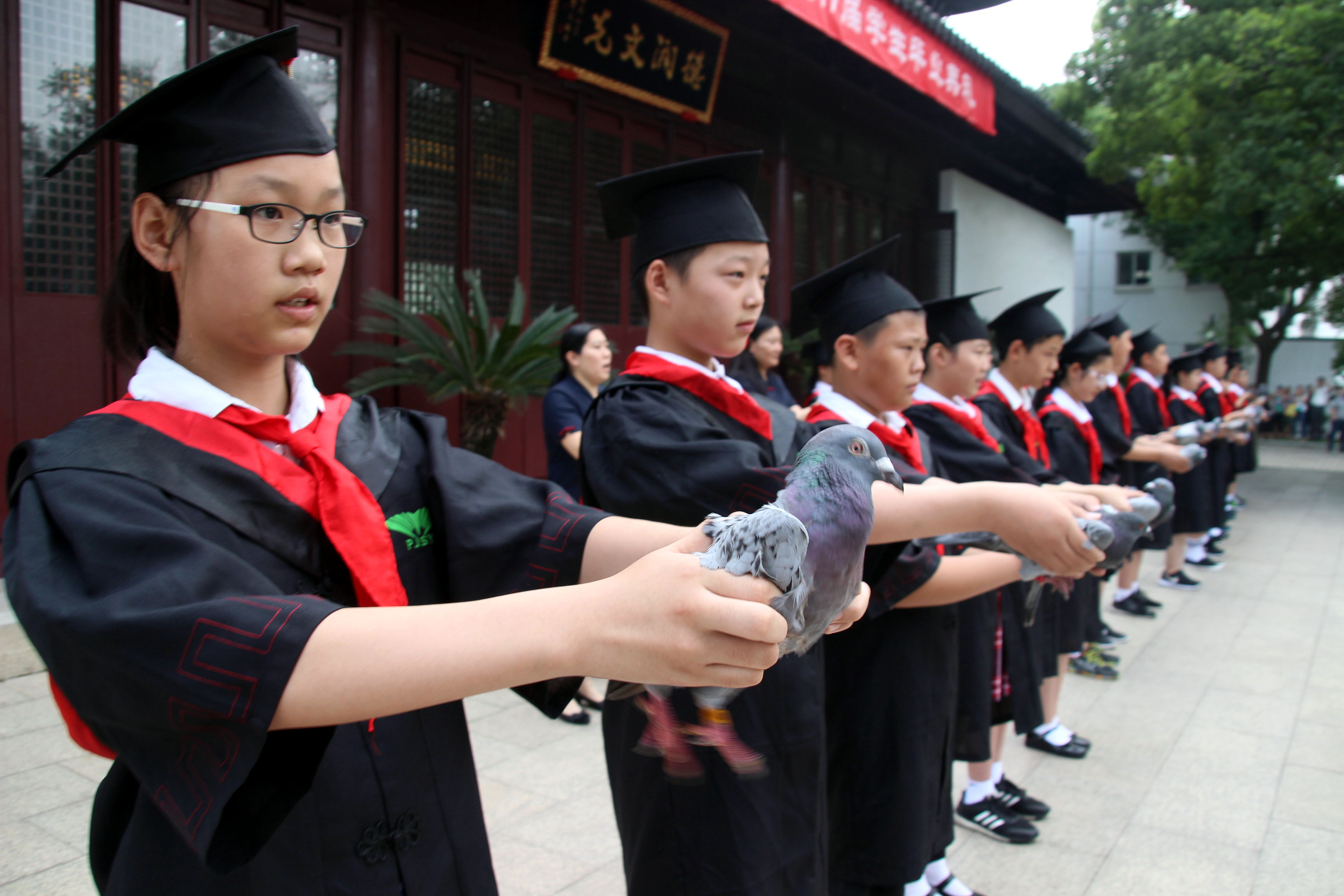 苏州市平江实验学校举行小学生毕业典礼