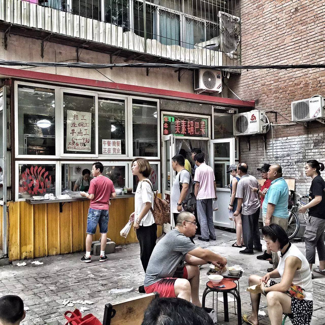 路边摊后时代遍布在九江路附近的那些天津老味儿早点铺抚慰着你忙碌的