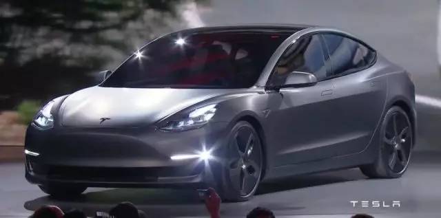 特斯拉model 3還沒上市,開發者就用arkit開它上路了!_搜狐汽車_搜狐網