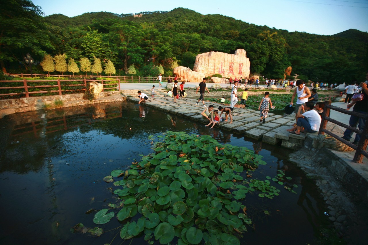 完成羊台山森林公園及片區綜合改造, 建成29公里石巖湖環湖綠道和 8