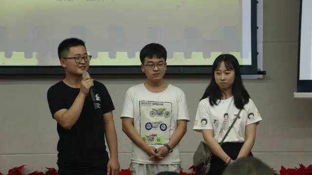 剧组上台分享《姽祸》导演:彭卓尔世间魑魅魍魉,人鬼难辨.