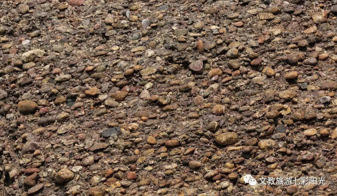 砂卵石地质描述图片
