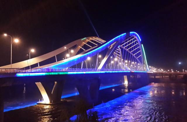 兰州深安大桥夜景图片