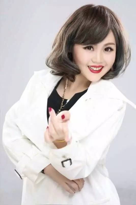 江苏南京歌手梅子模仿图片