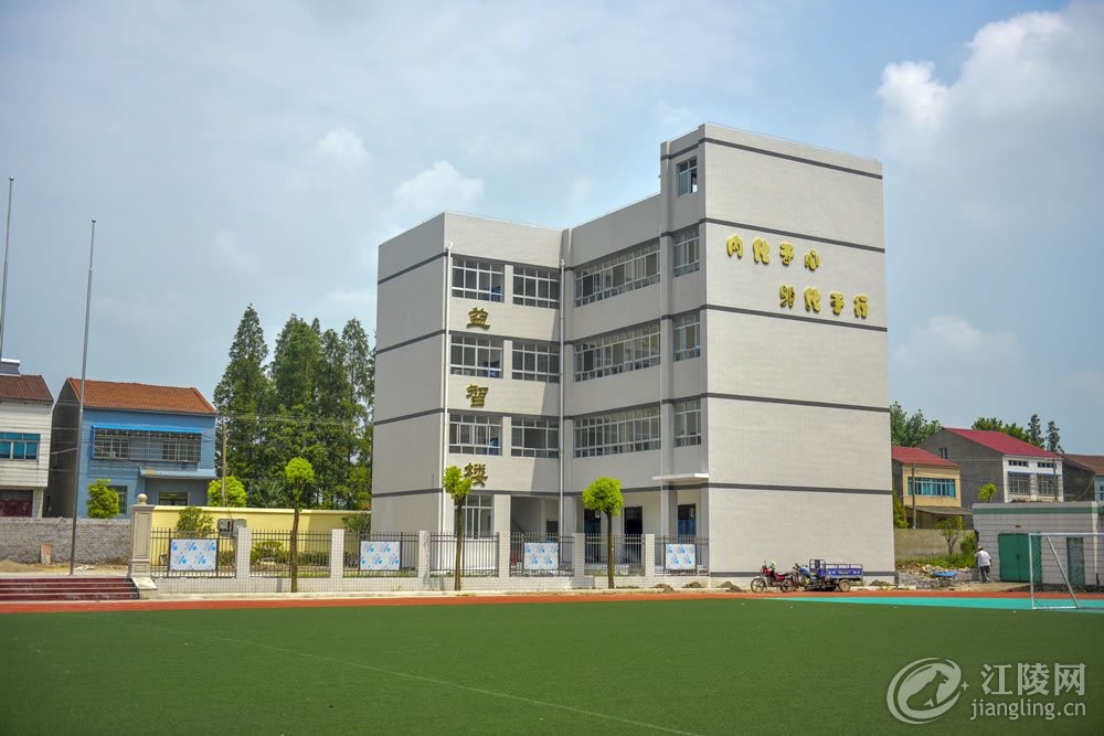 實拍江陵縣各鄉鎮中小學及幼兒園