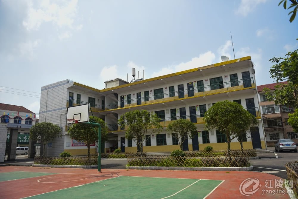 實拍江陵縣各鄉鎮中小學及幼兒園