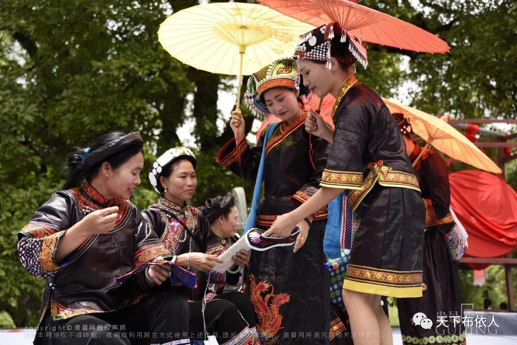 贵州兴义:布依族举行祭水放生祈福大典