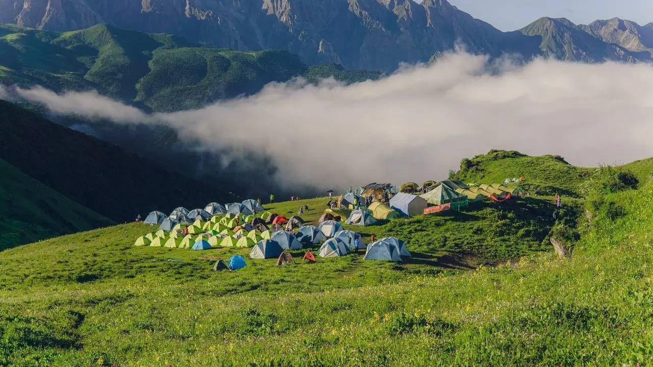 有種情懷叫九頂山在這片原始的地盤上要想怎麼玩都不過分