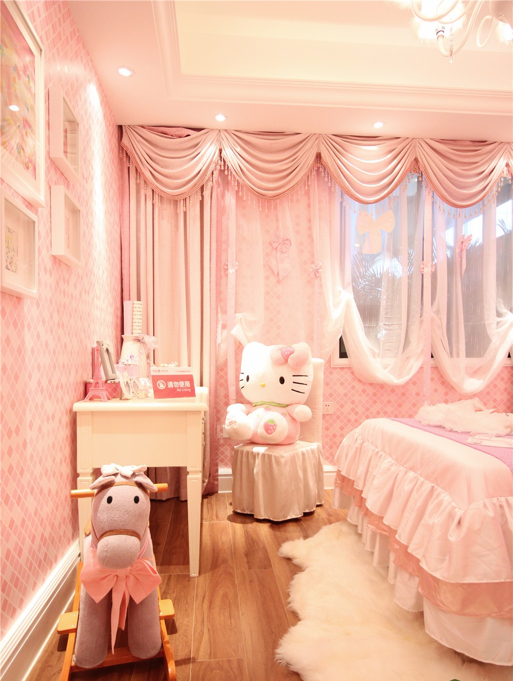 这套粉色系简欧两居室,简直迷倒万千少女心!