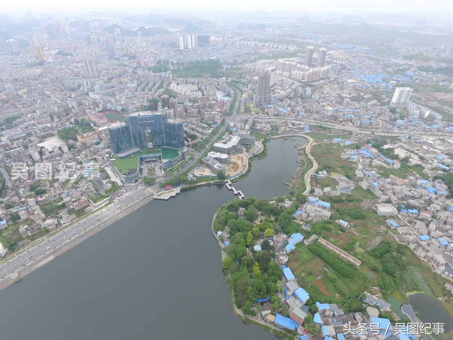 贵州安顺城市全景图片图片