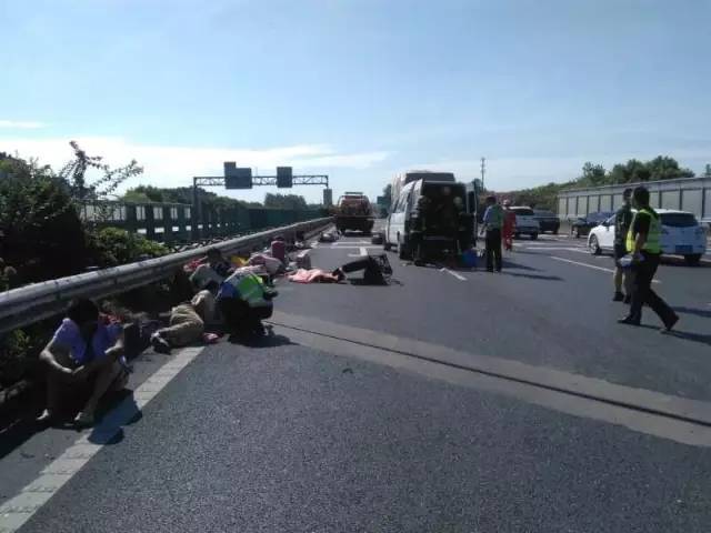 杭新景高速,杭州绕城……最近事故有点多,驾驶员要注意安全啊!