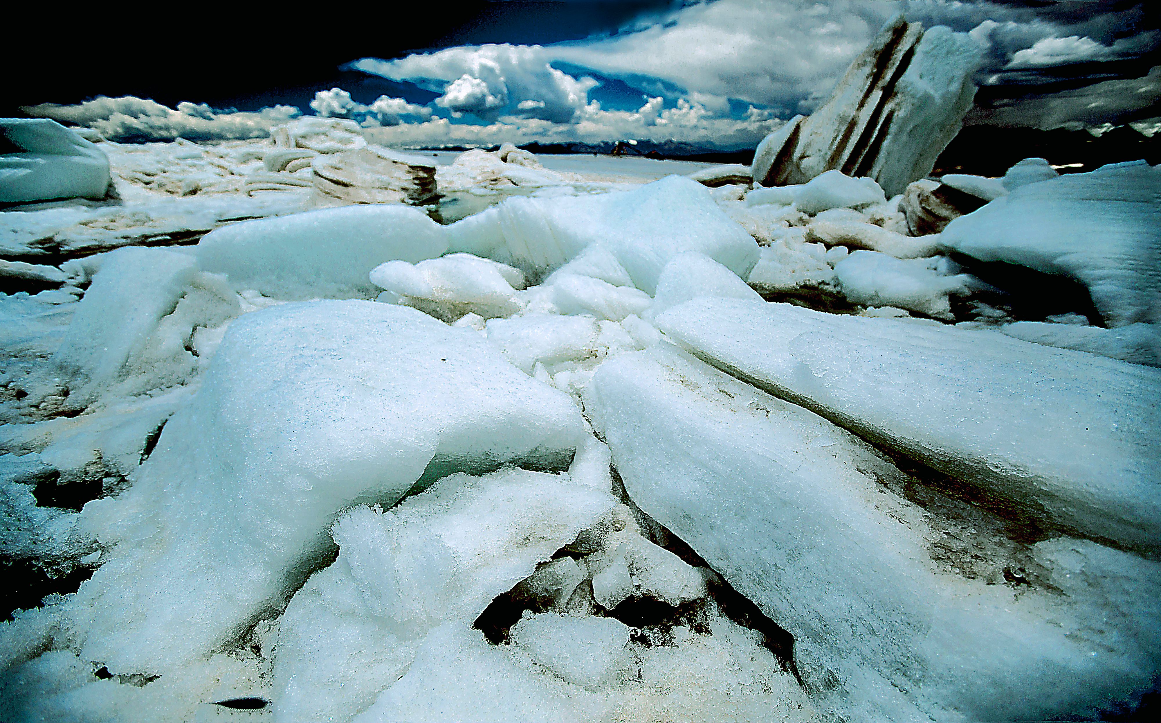 八一冰川海拔图片