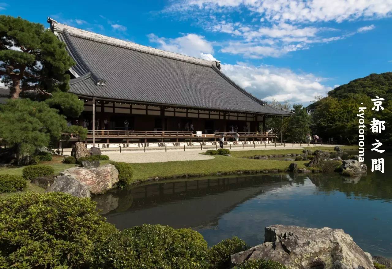 大覚寺大觉寺为日本最古老的门迹寺院,据说寺内的大泽池是模仿中国的