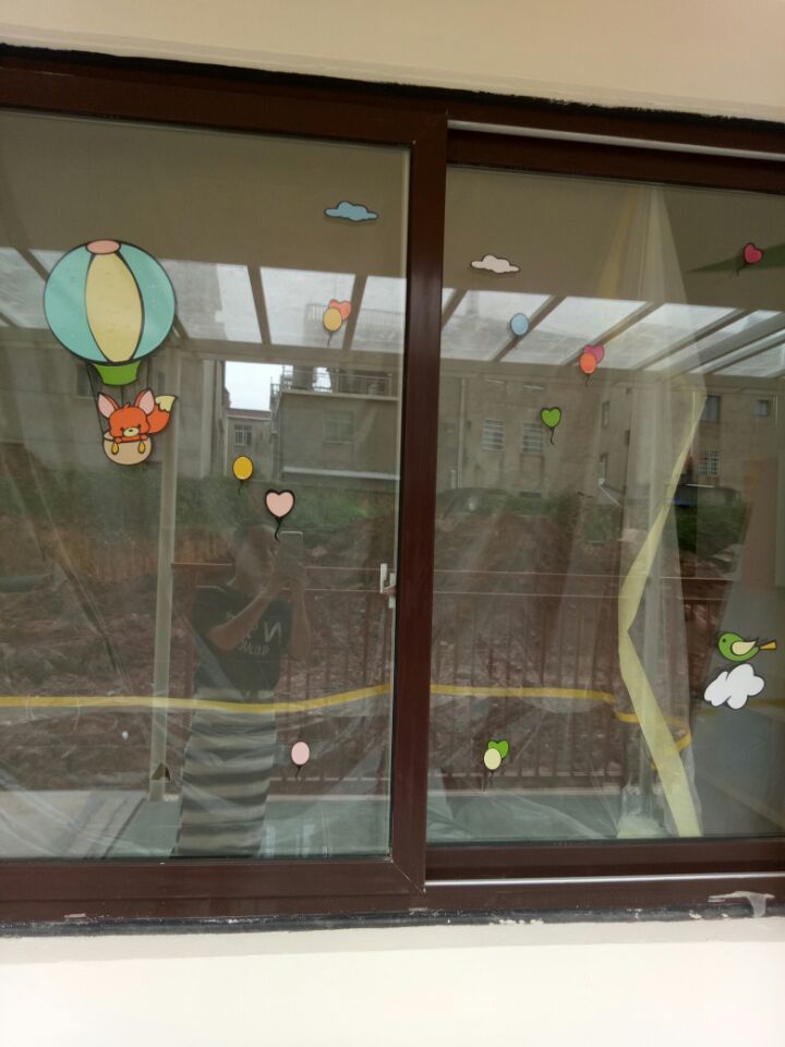 幼儿园窗户上的小装饰,看看有没有你喜欢的款式?