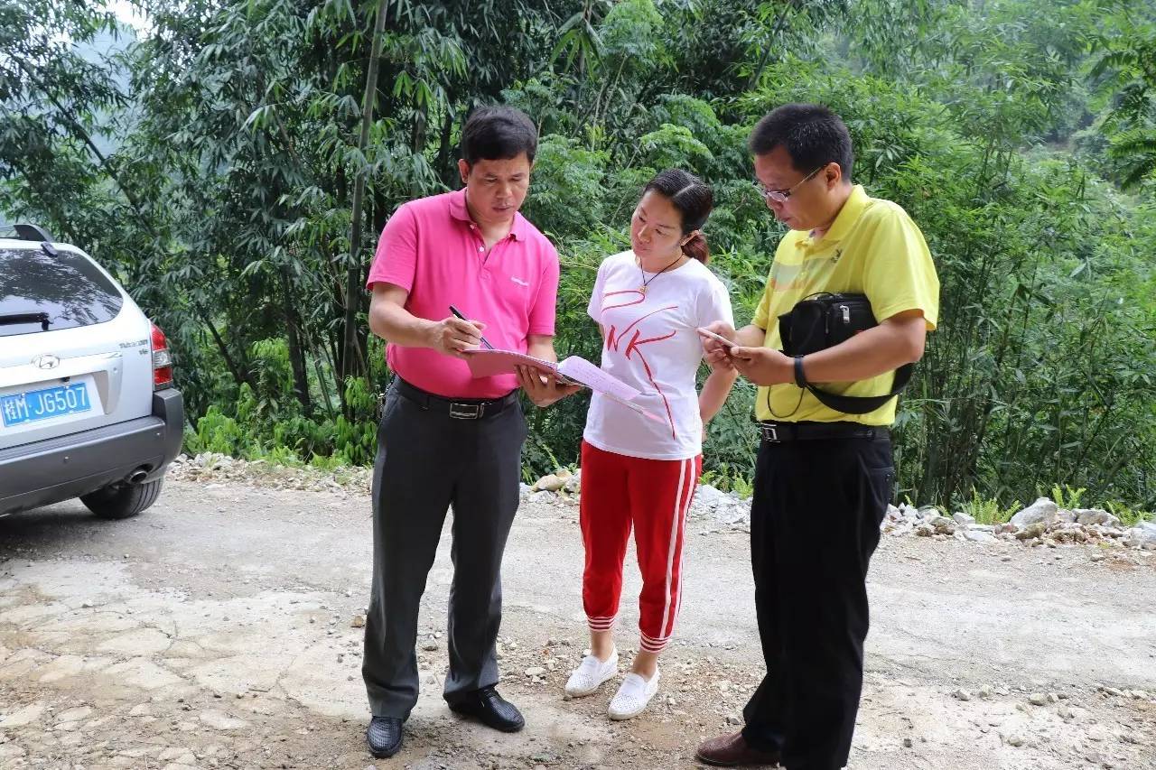 朱學群先後深入六甲鎮九懷村,坡維村,六圩鎮龍谷村,九圩鎮拉架村,梅洞