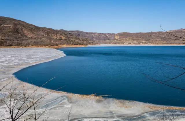 自駕路線:京藏高速—延慶出口—110國道直達景區—燕山天池返回搜狐