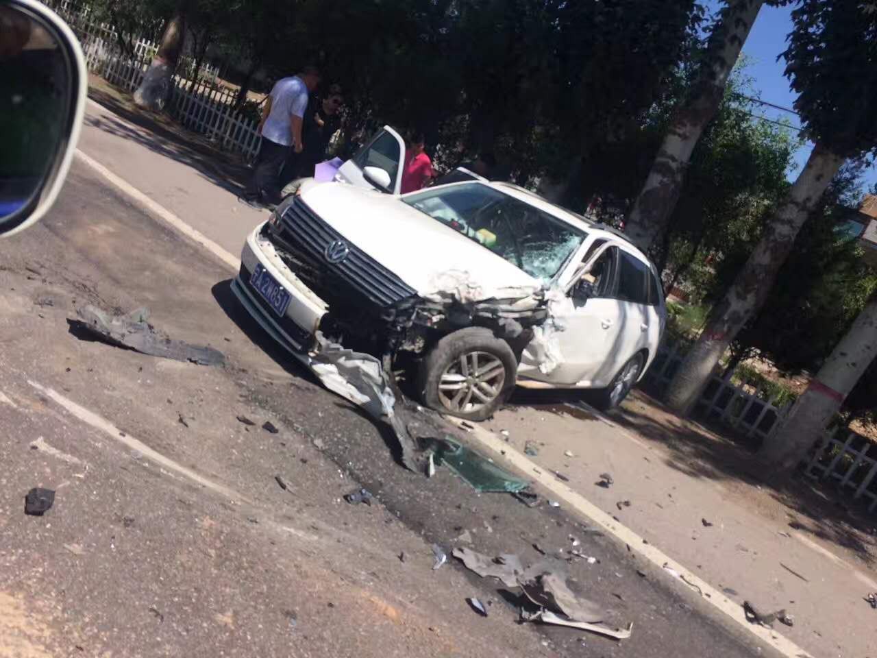 银川昨天发生的车祸图片