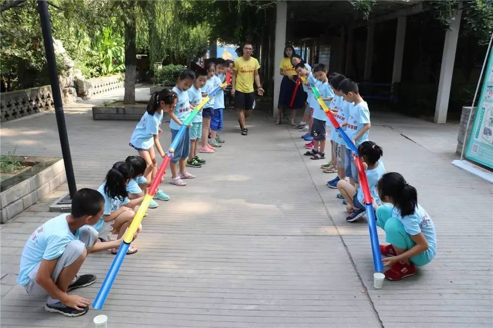 常宁宫快乐成长夏令营▏水弹枪射击珠行千里趾压板游戏我们一起快乐