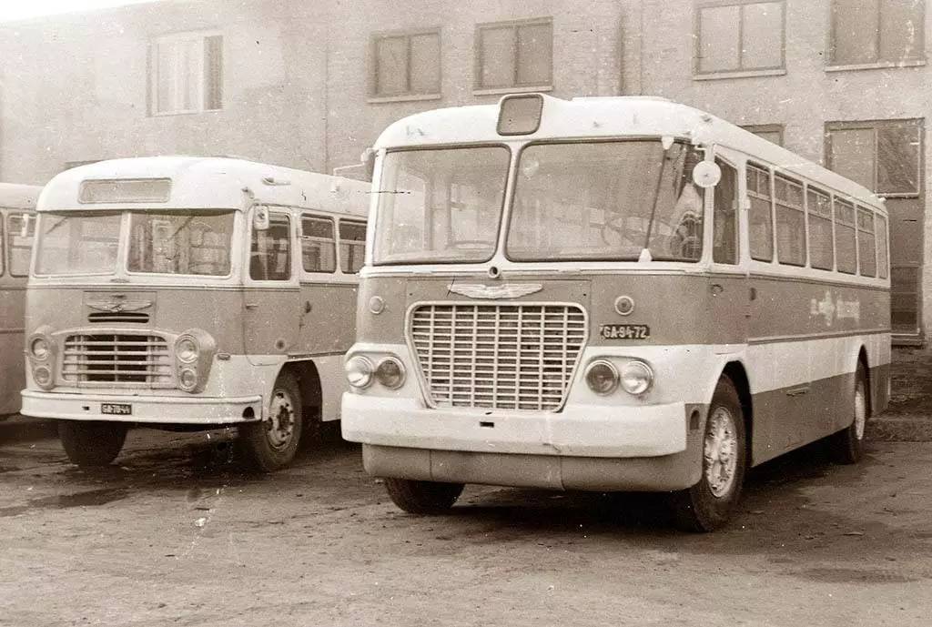 老式班车图片