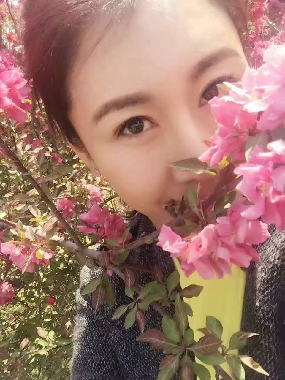 吴春花女士安息图片