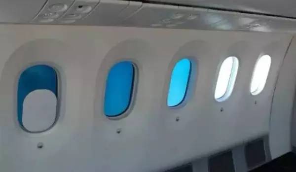 揭开波音787智能变色窗的奥秘