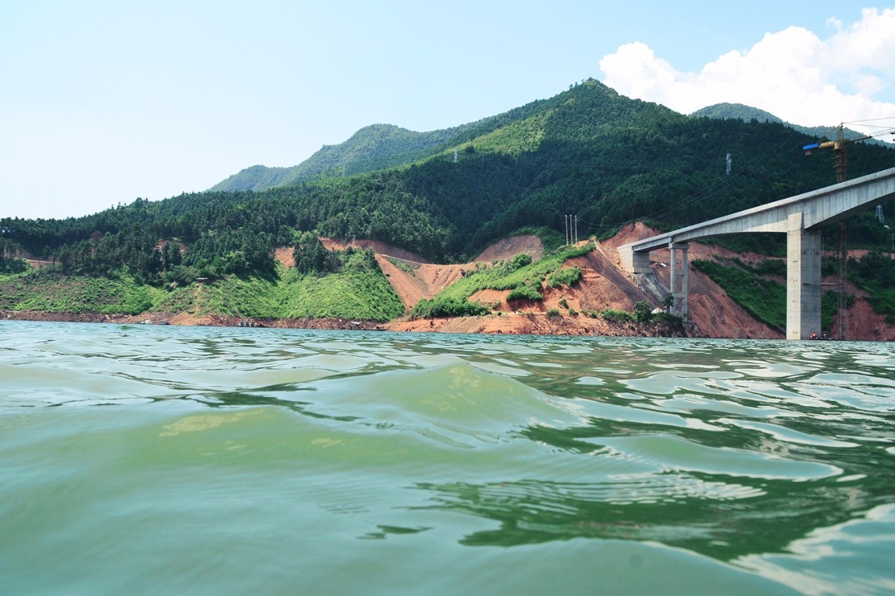 湖南省水利一號工程看涔天河水庫大壩蓄水後美景初現