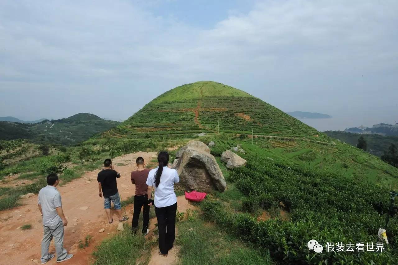 是华东地区保存最完整的休眠火山,这个500年前火山遗址离海岸线仅百米