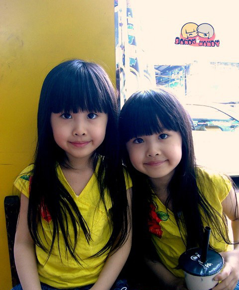 台湾最美双胞胎小时候图片