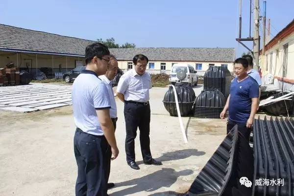 威海水利局长跳海图片