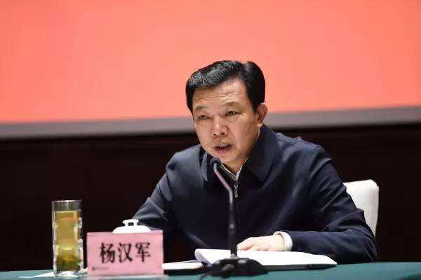 讣告武汉市委常委组织部部长杨汉军突发心脏病因公牺牲年仅55岁