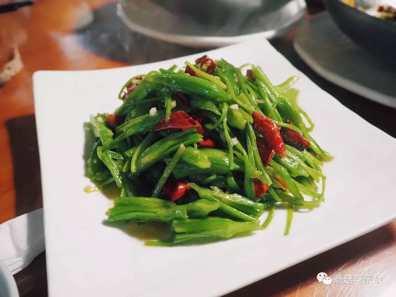 酸菜炒藕燜豆子普洱茶紅燒肉乾鍋肥腸椒麻雞過橋米線汽鍋雞銅鍋菜銅鍋