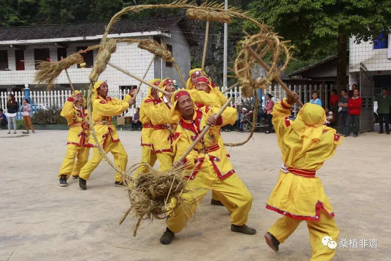 桑植少数民族图片